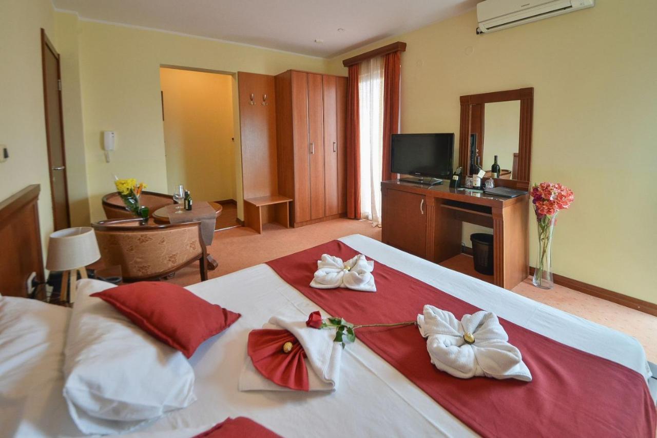 Dolcevita 4*